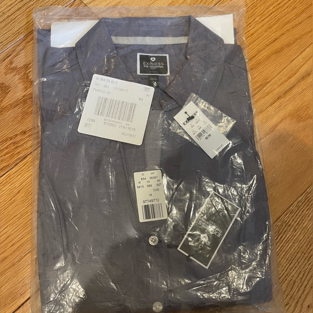 NWT Express the essential lavender  button down